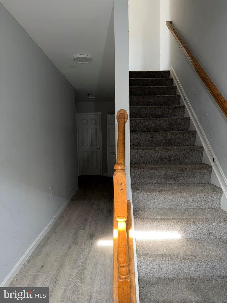 883 Barnaby Street SE, Washington