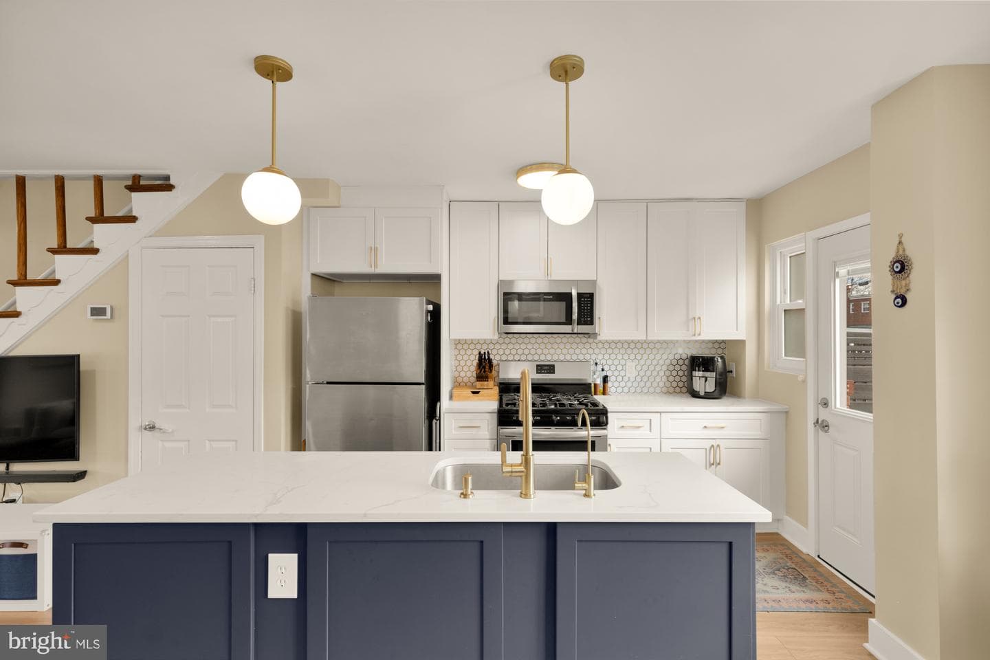 625 Kensington Place NE photo 11