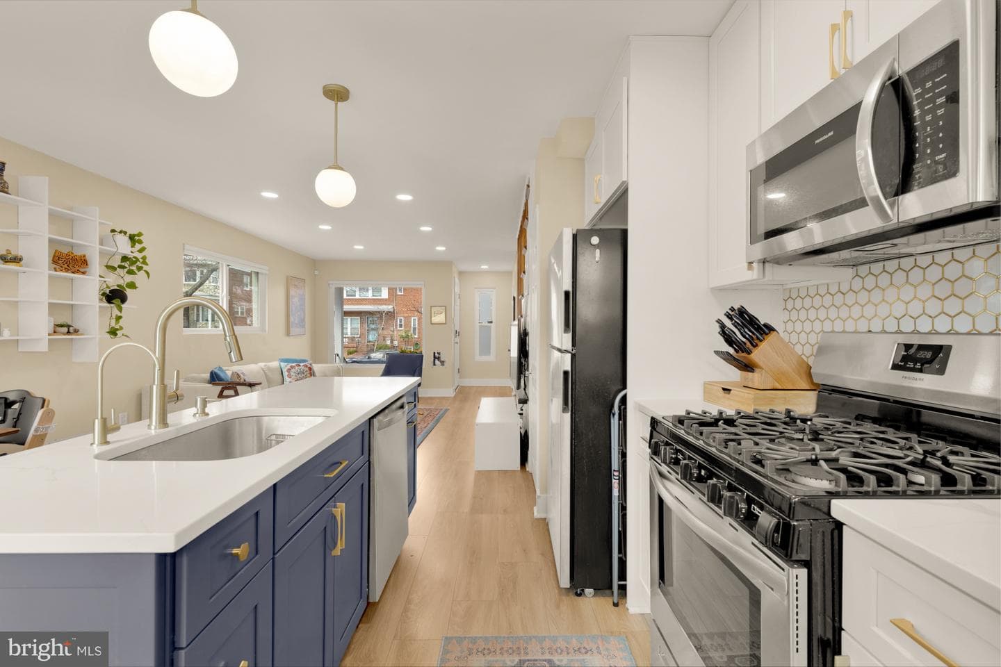 625 Kensington Place NE photo 15