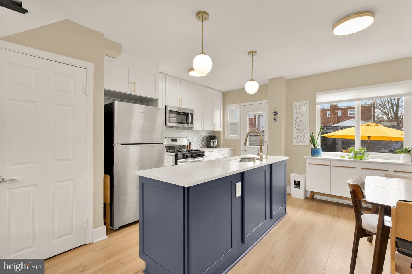 625 Kensington Place NE photo 17