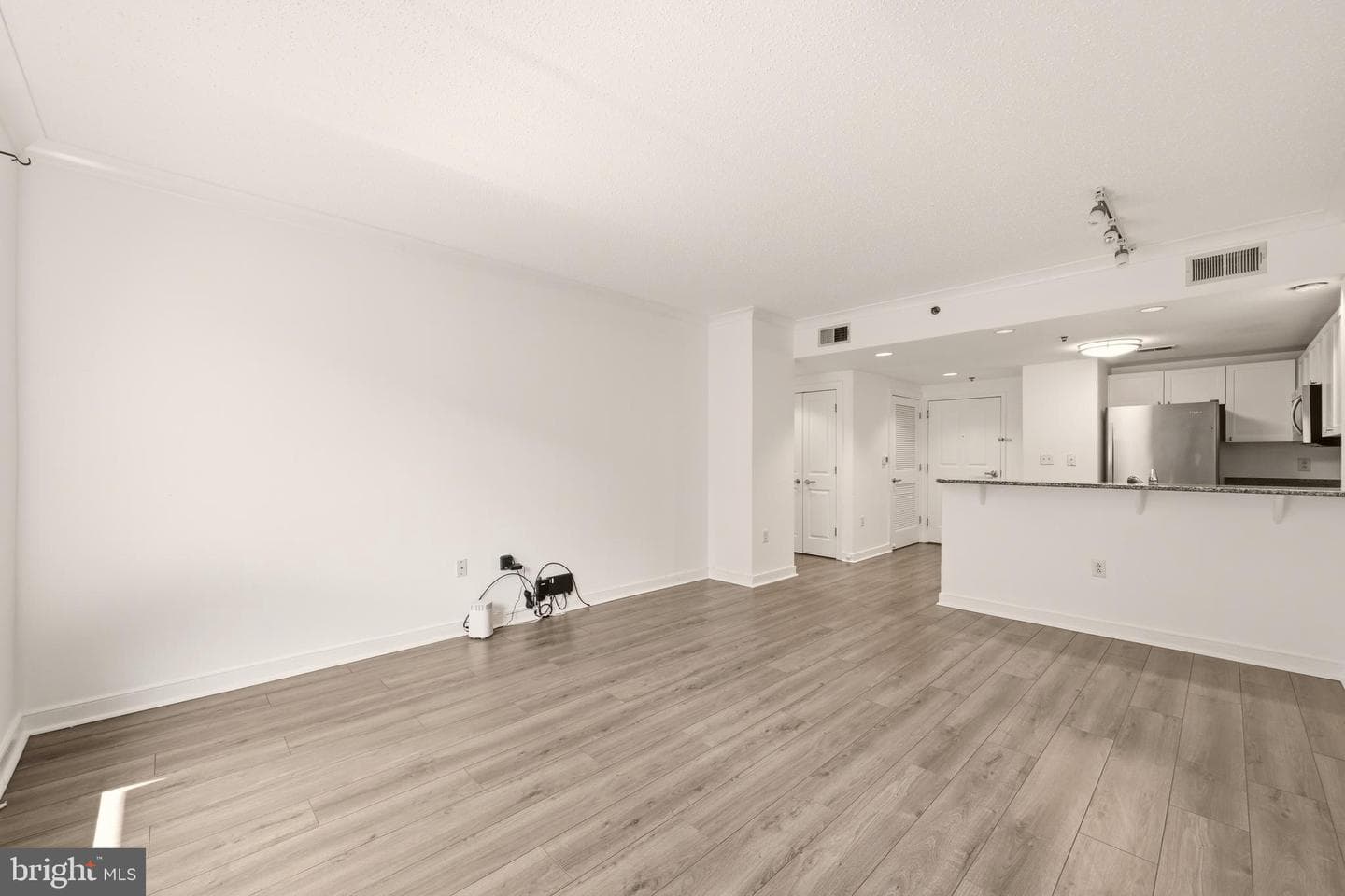 777 7th Street NW #1017 photo 11