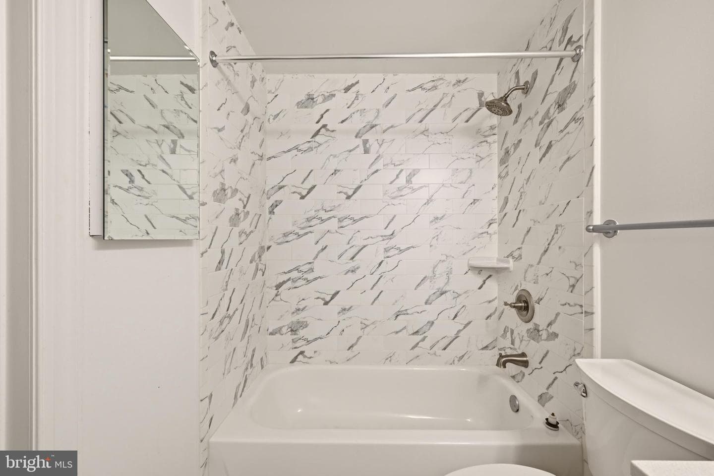 777 7th Street NW #1017 photo 16