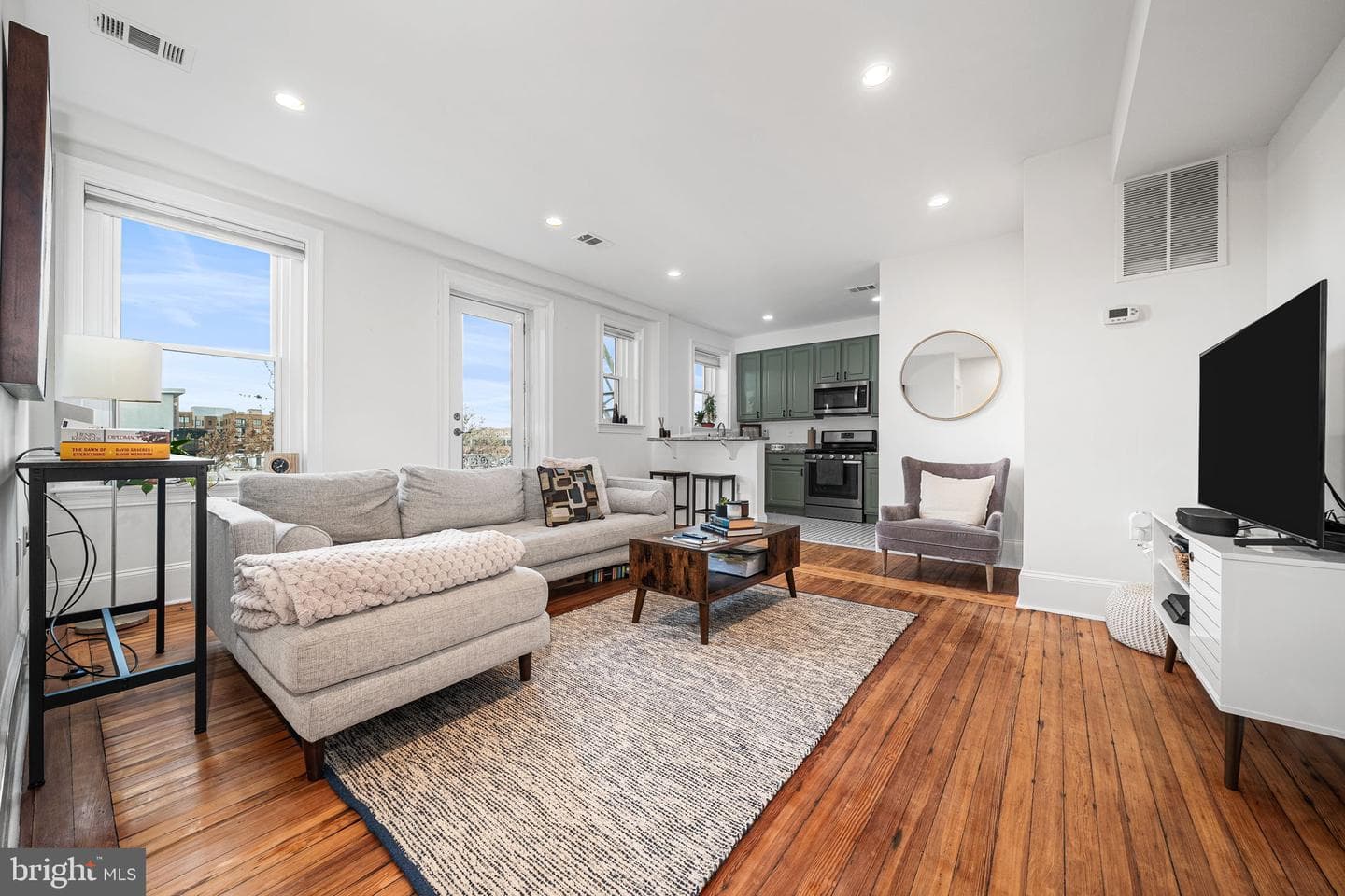 1423 R Street NW #402 photo 1