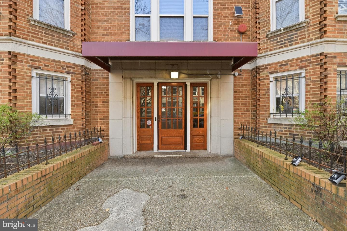 1820 Clydesdale Place NW #4 photo 3