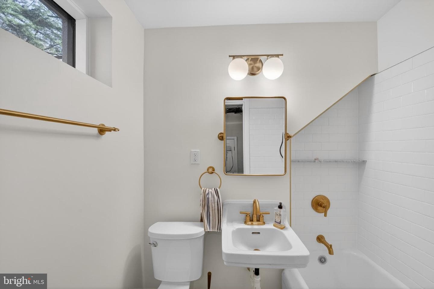 3238 Rodman Street NW photo 43
