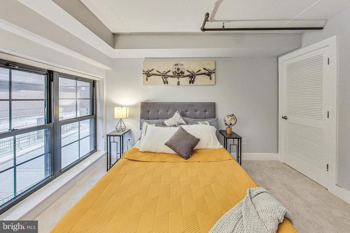 2328 Champlain Street NW #202 photo 16