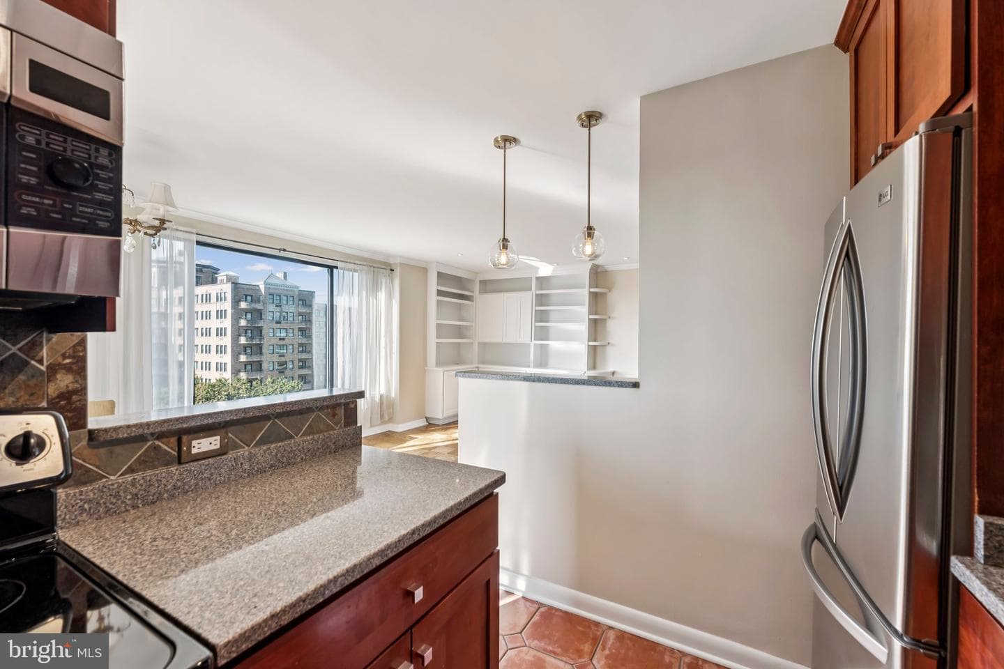 2501 Calvert Street NW #701 photo 16