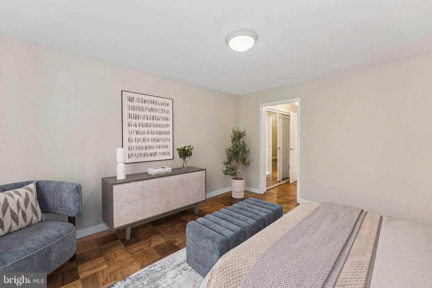 2501 Calvert Street NW #701 photo 22