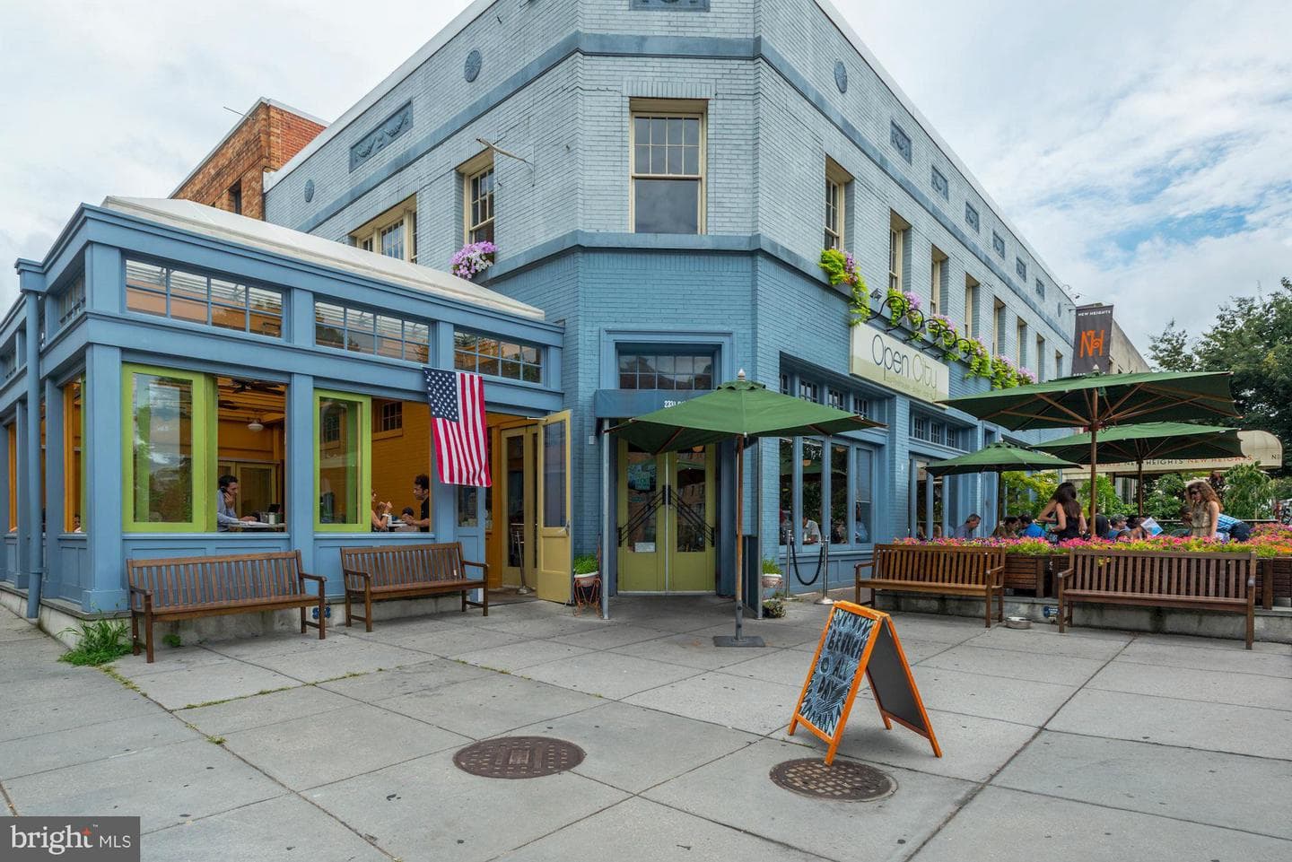 2501 Calvert Street NW #701 photo 28
