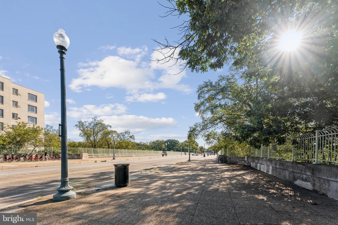 2501 Calvert Street NW #701 photo 29
