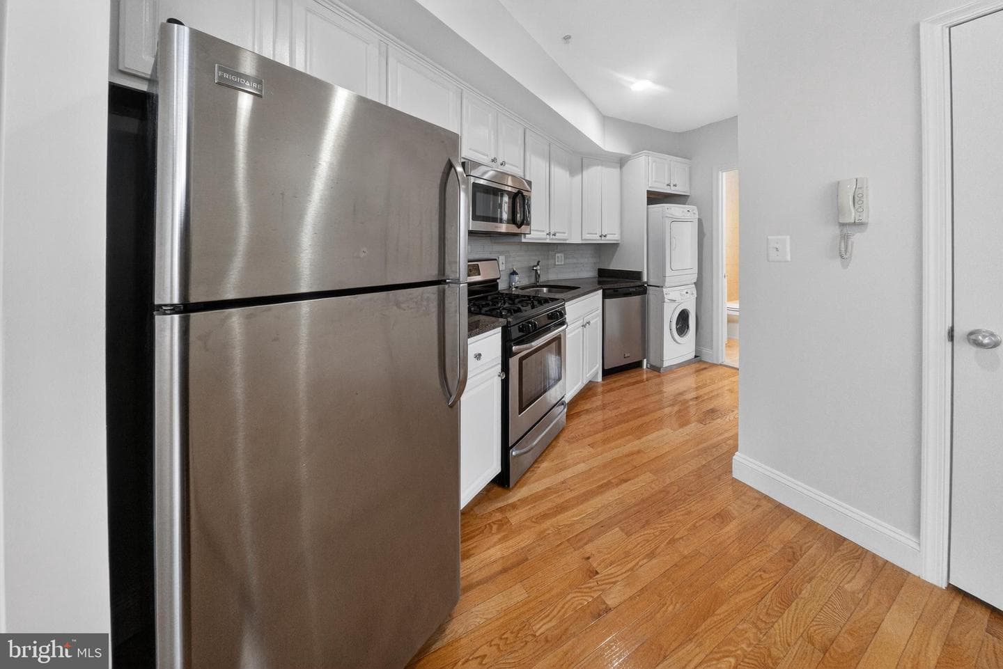 1629 L Street NE #202 photo 7