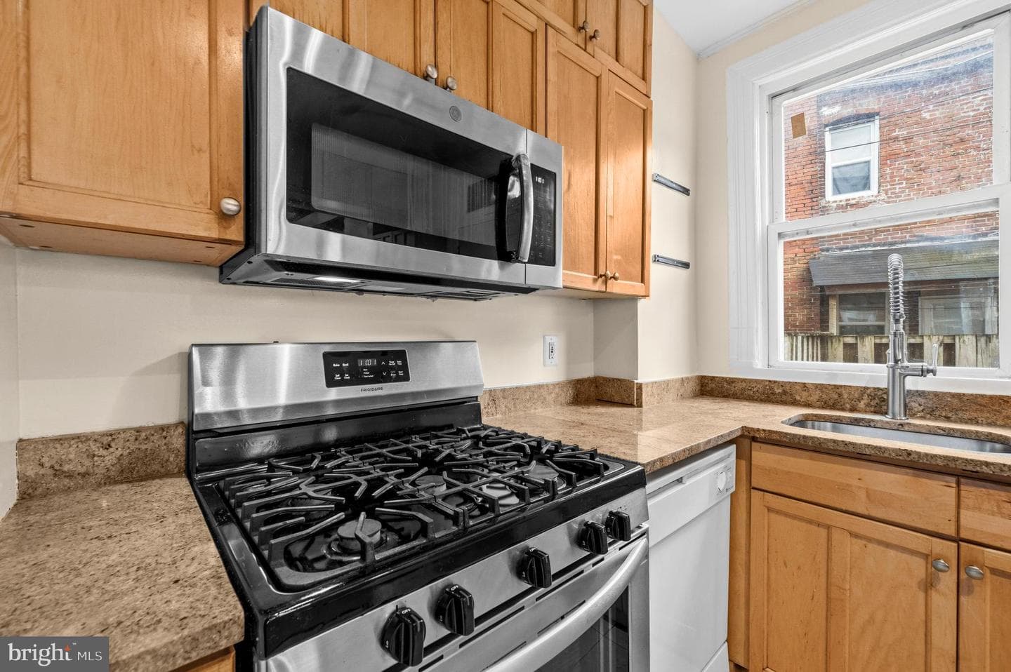 512 Quincy Street NW photo 21
