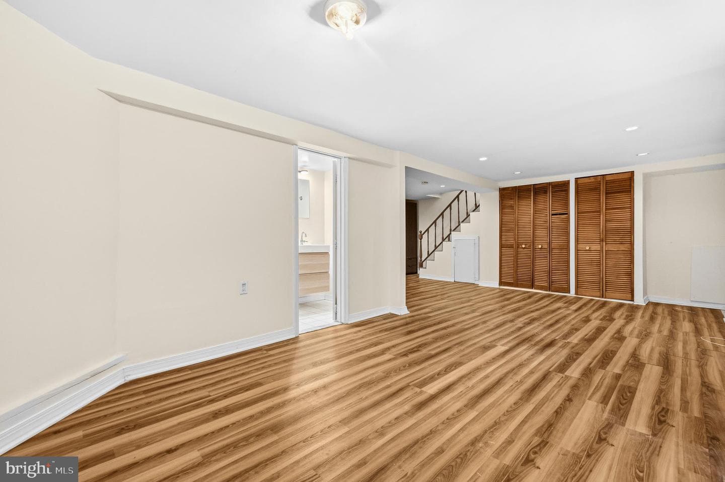 512 Quincy Street NW photo 37