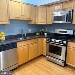 1353 C Street SE photo 14