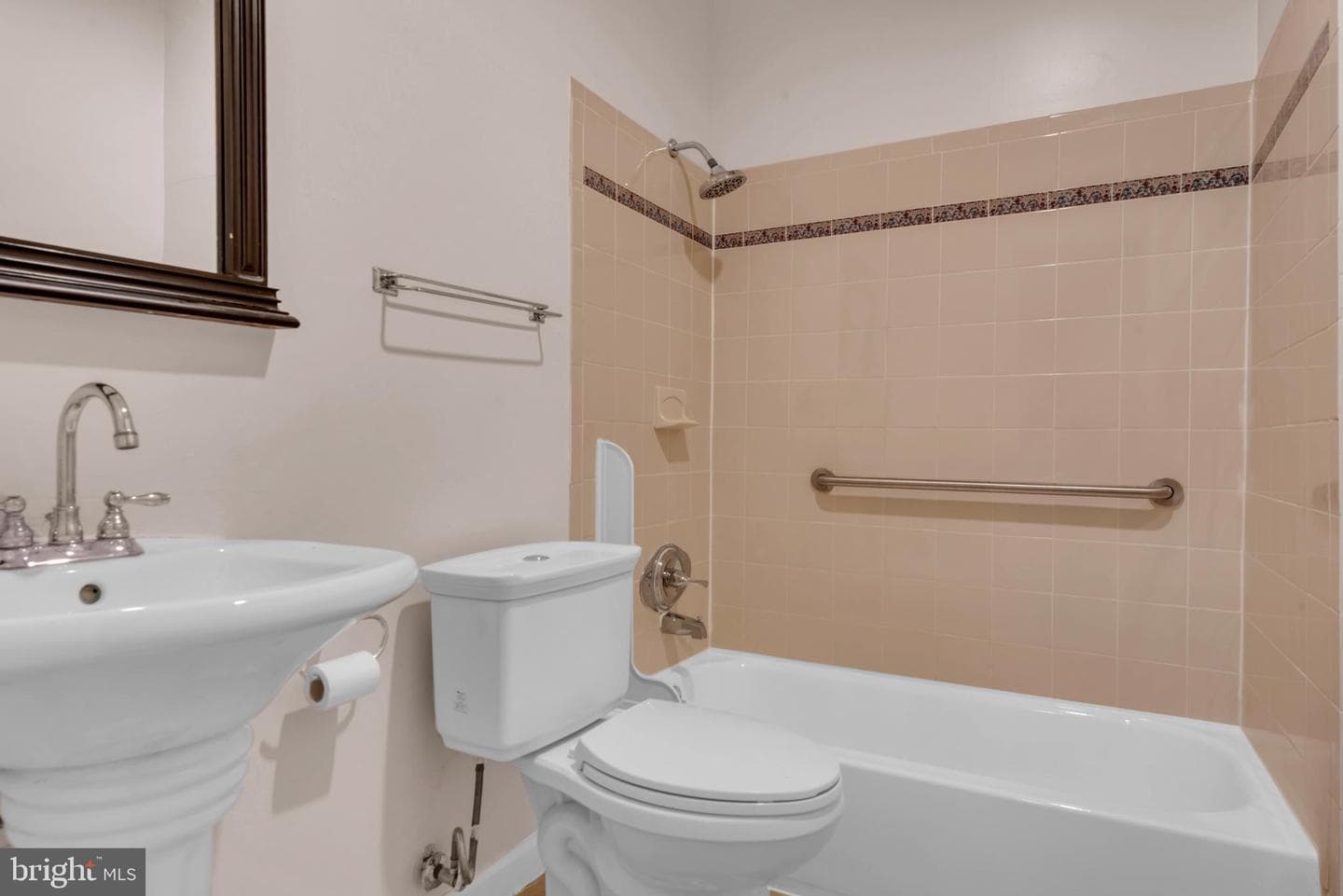 1530 Spring Place NW photo 23