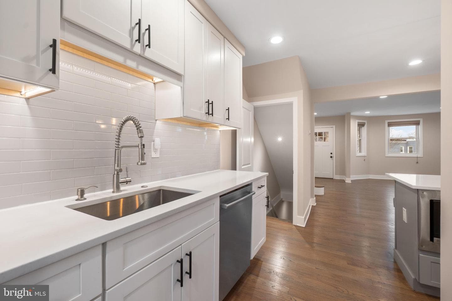 50 53rd Street SE photo 9