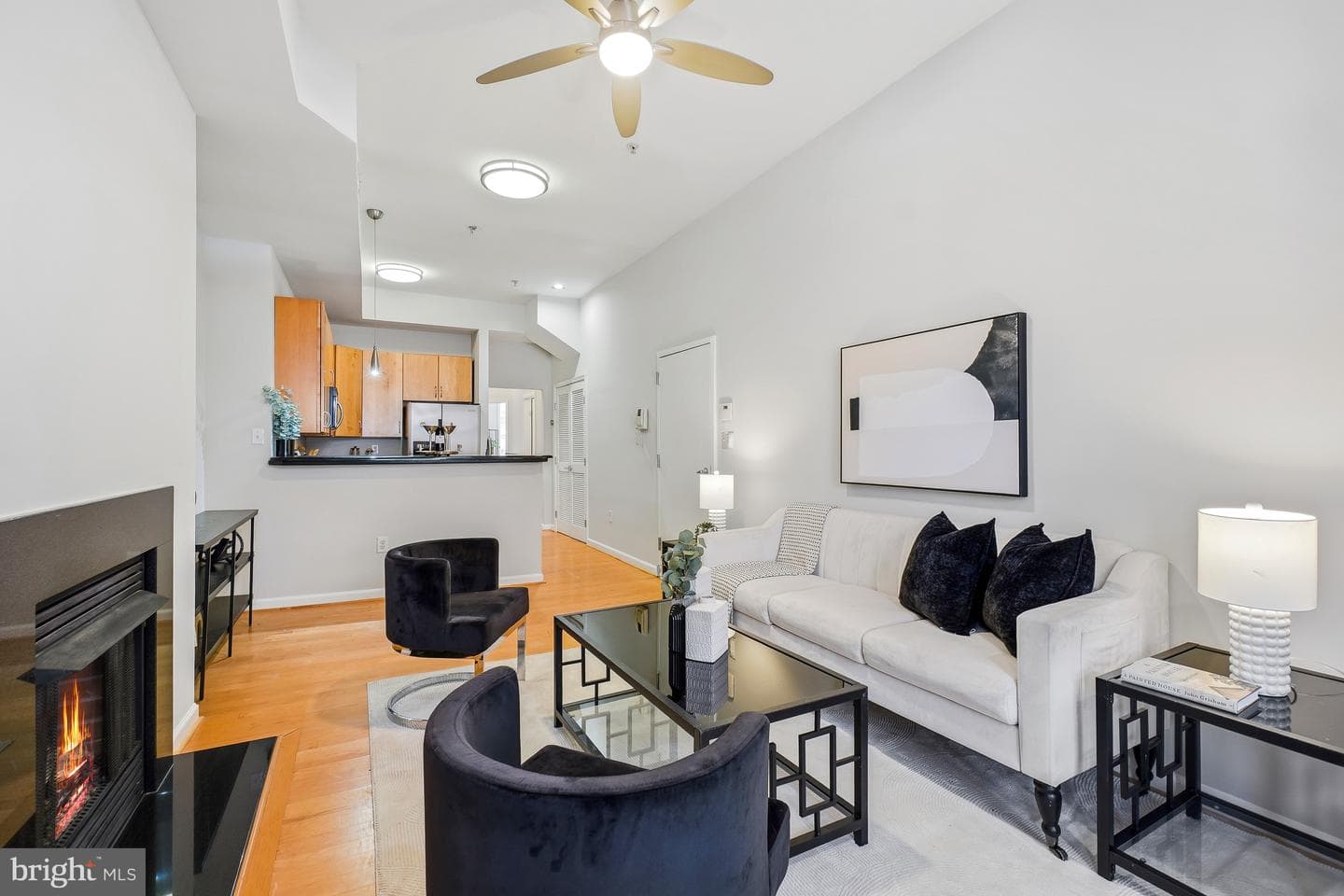 1314 W St NW #b photo 8