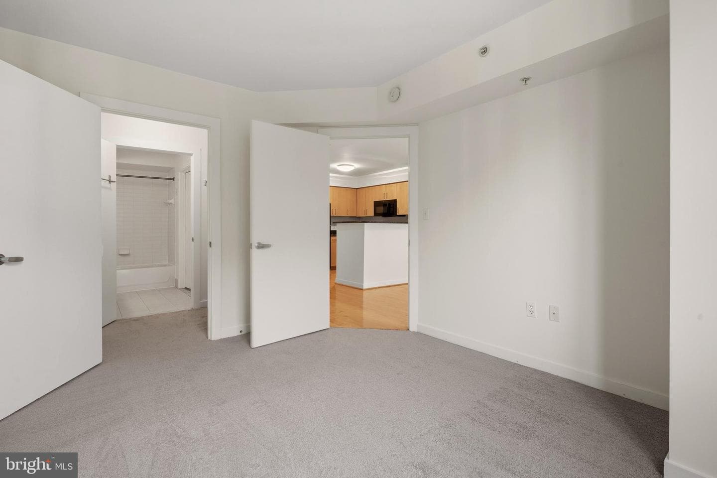 1000 New Jersey Avenue SE #908 photo 15