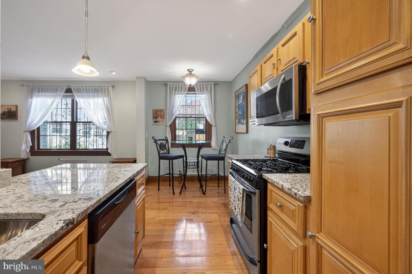 1860 Clydesdale Place NW #105 photo 12