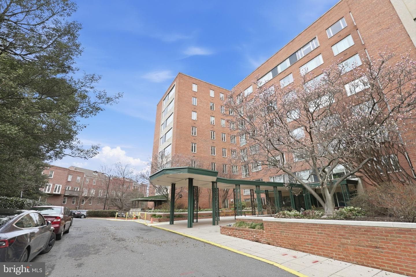 4301 Massachusetts Avenue NW #8007 photo 17