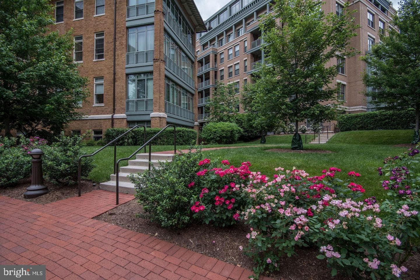 2425 L Street NW #730 photo 25