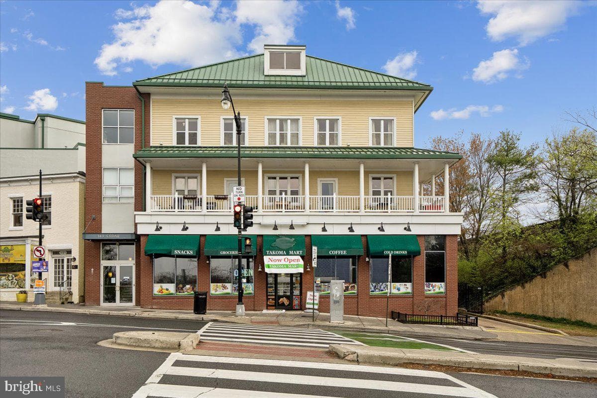 343 Cedar Street NW #111, Washington