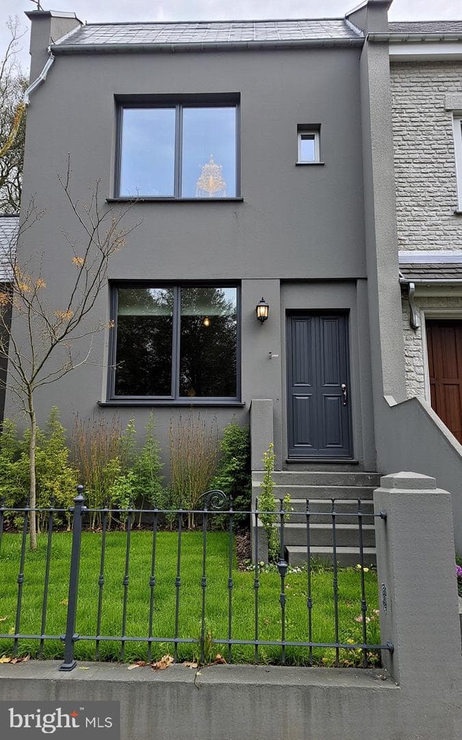 1105 Morse Street NE photo 4
