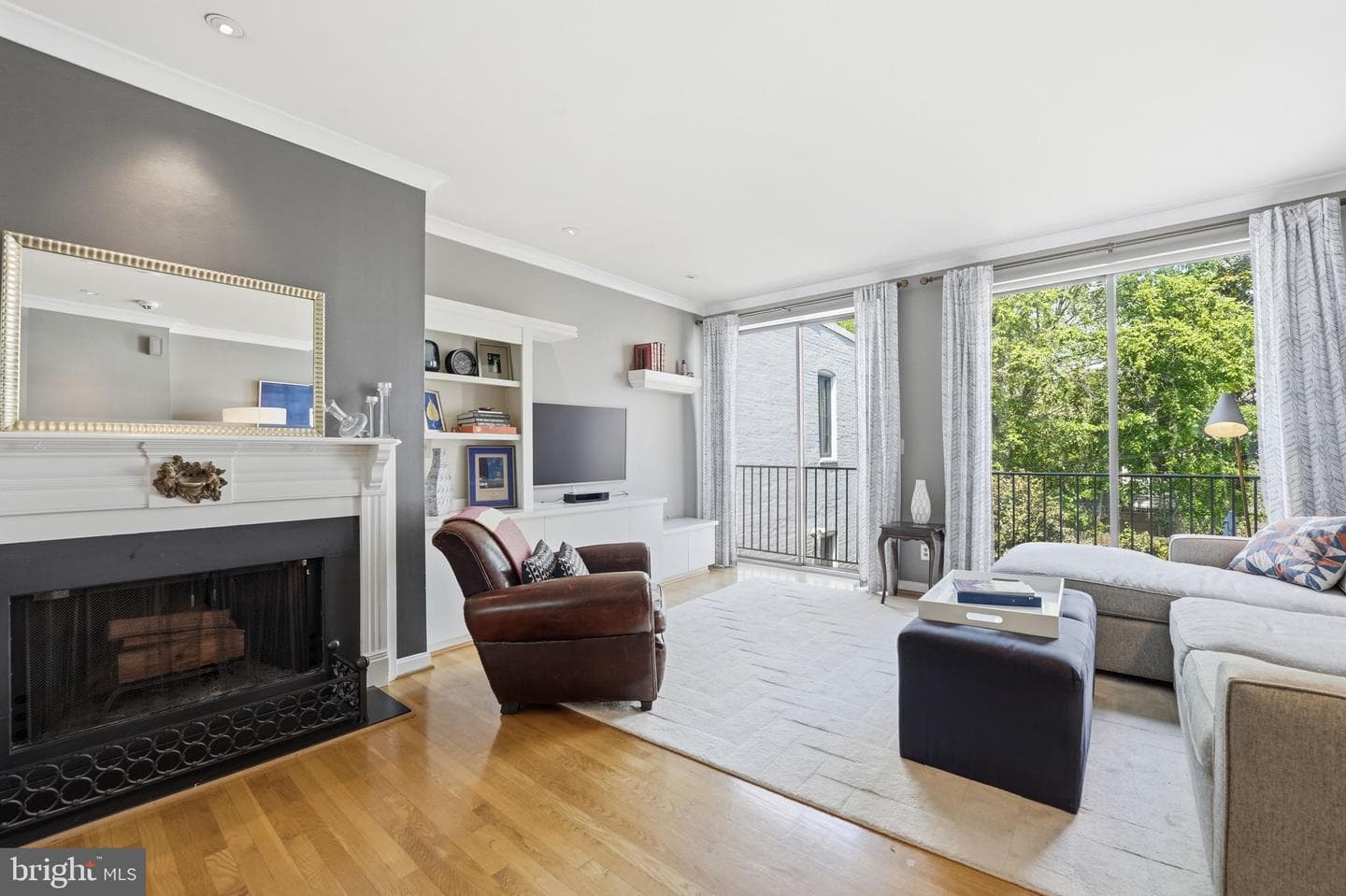 822 Constitution Avenue NE photo 14