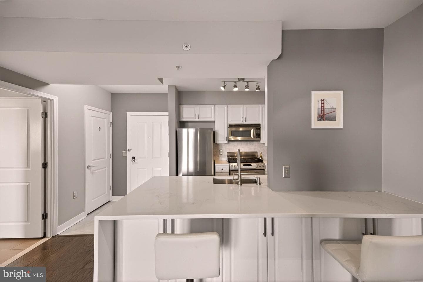 555 Massachusetts Avenue NW #1319 photo 11