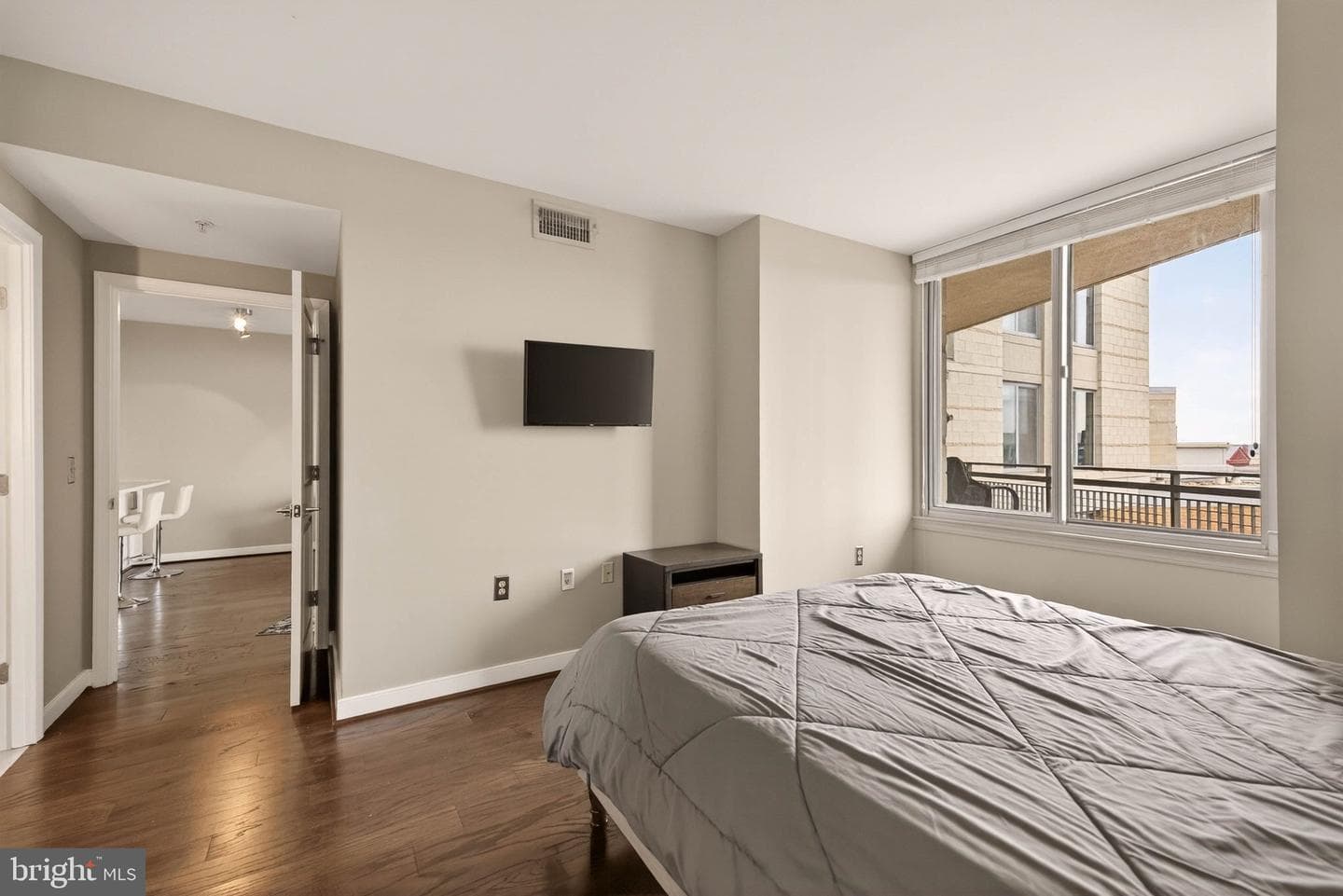 555 Massachusetts Avenue NW #1319 photo 24