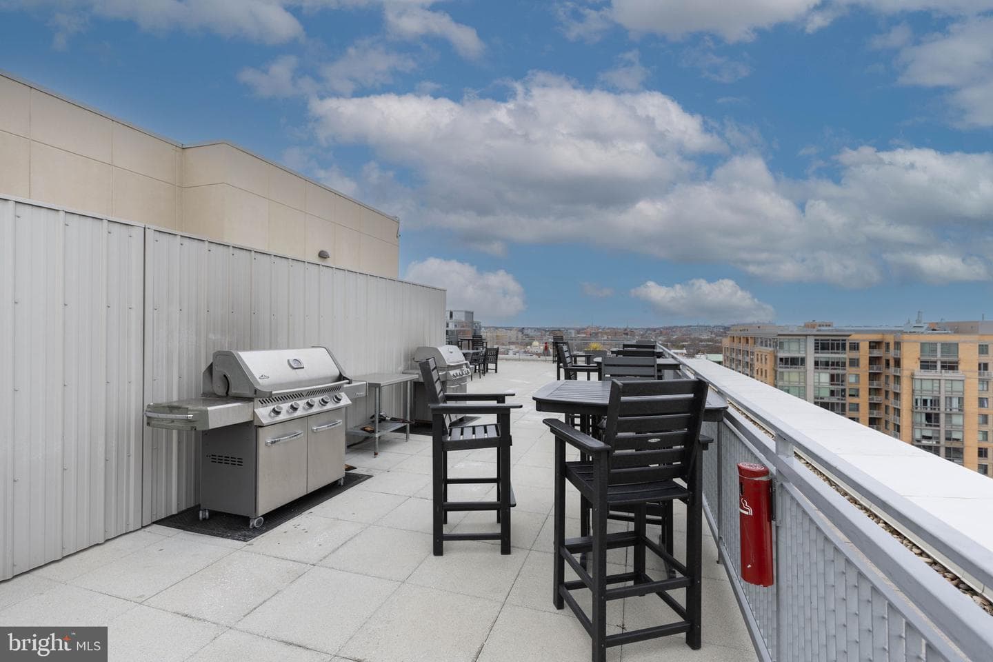 555 Massachusetts Avenue NW #1319 photo 28