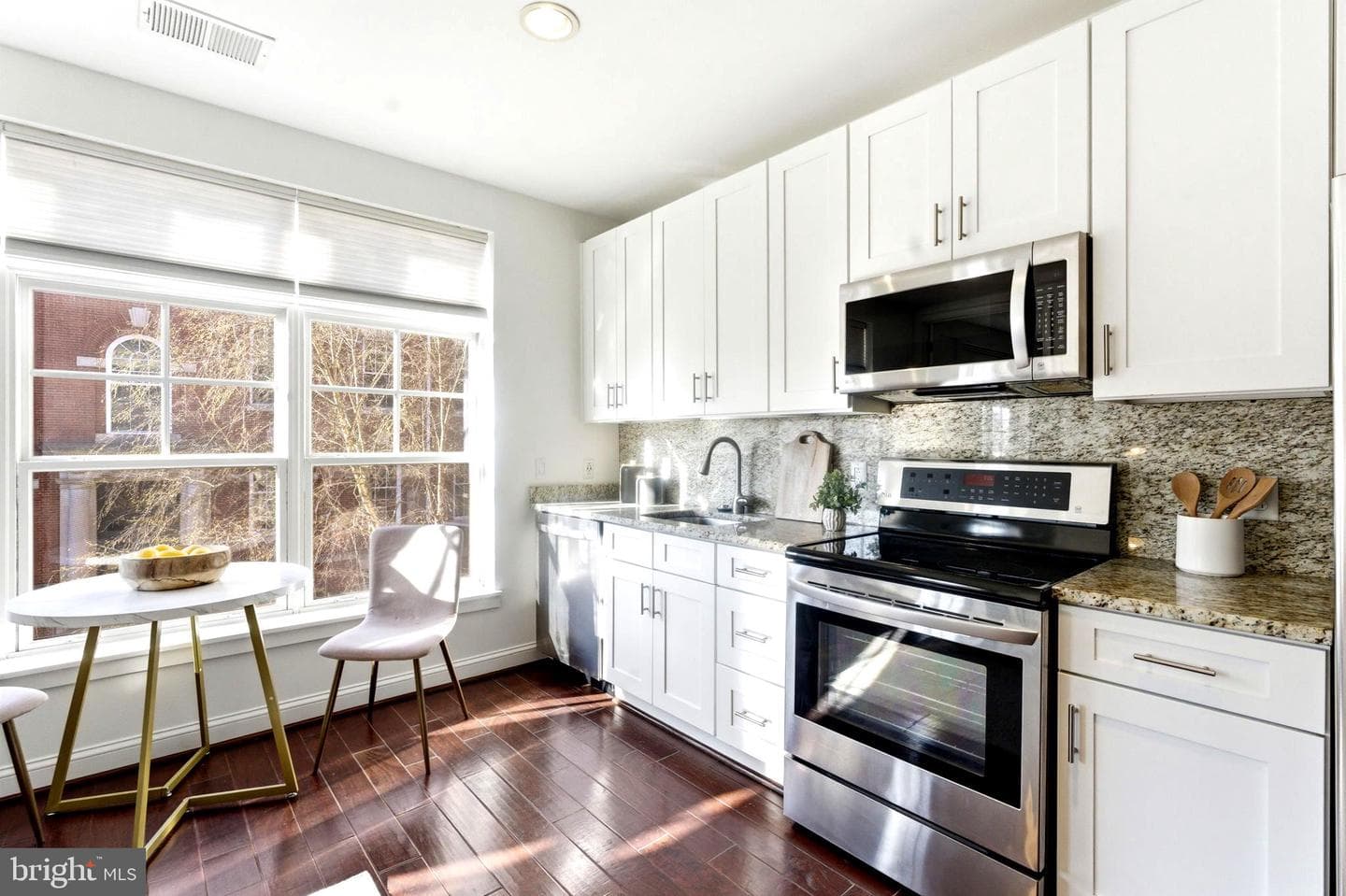 150 V Street NW #v206 photo 4