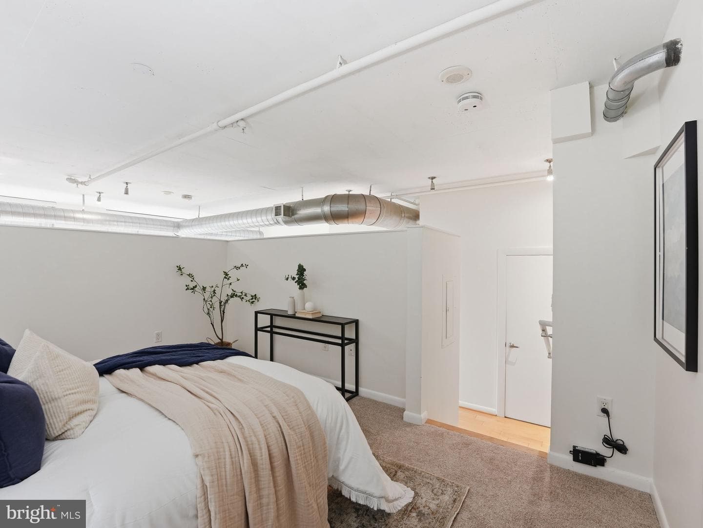 811 4th Street NW #402 photo 16