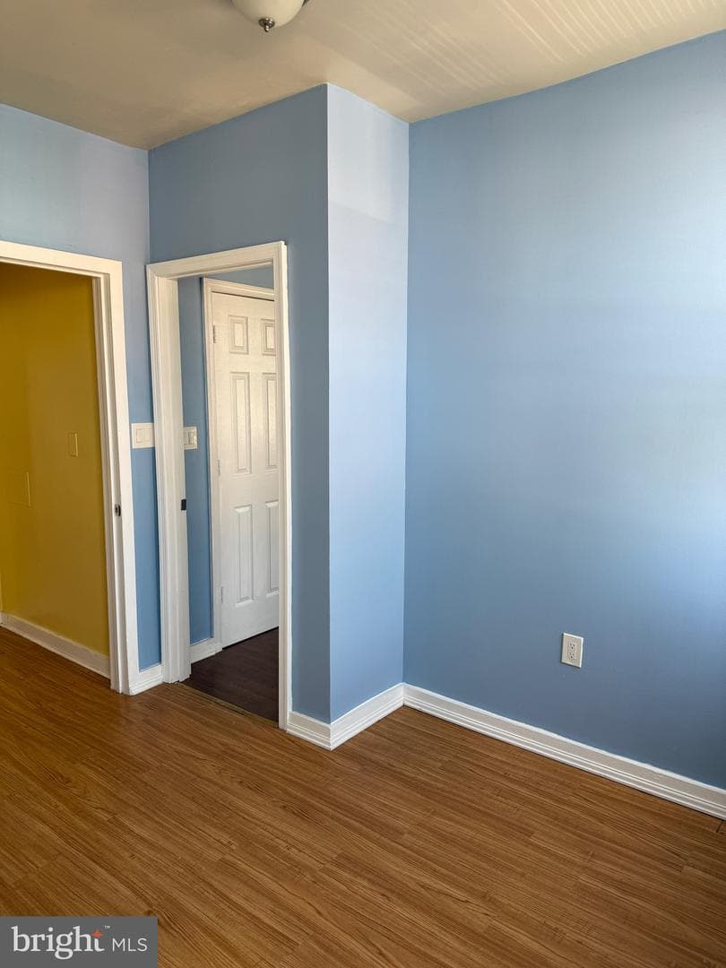 528 Hobart Place NW photo 11