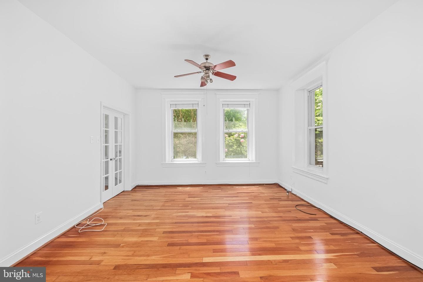 1855 Calvert Street NW #102 photo 11