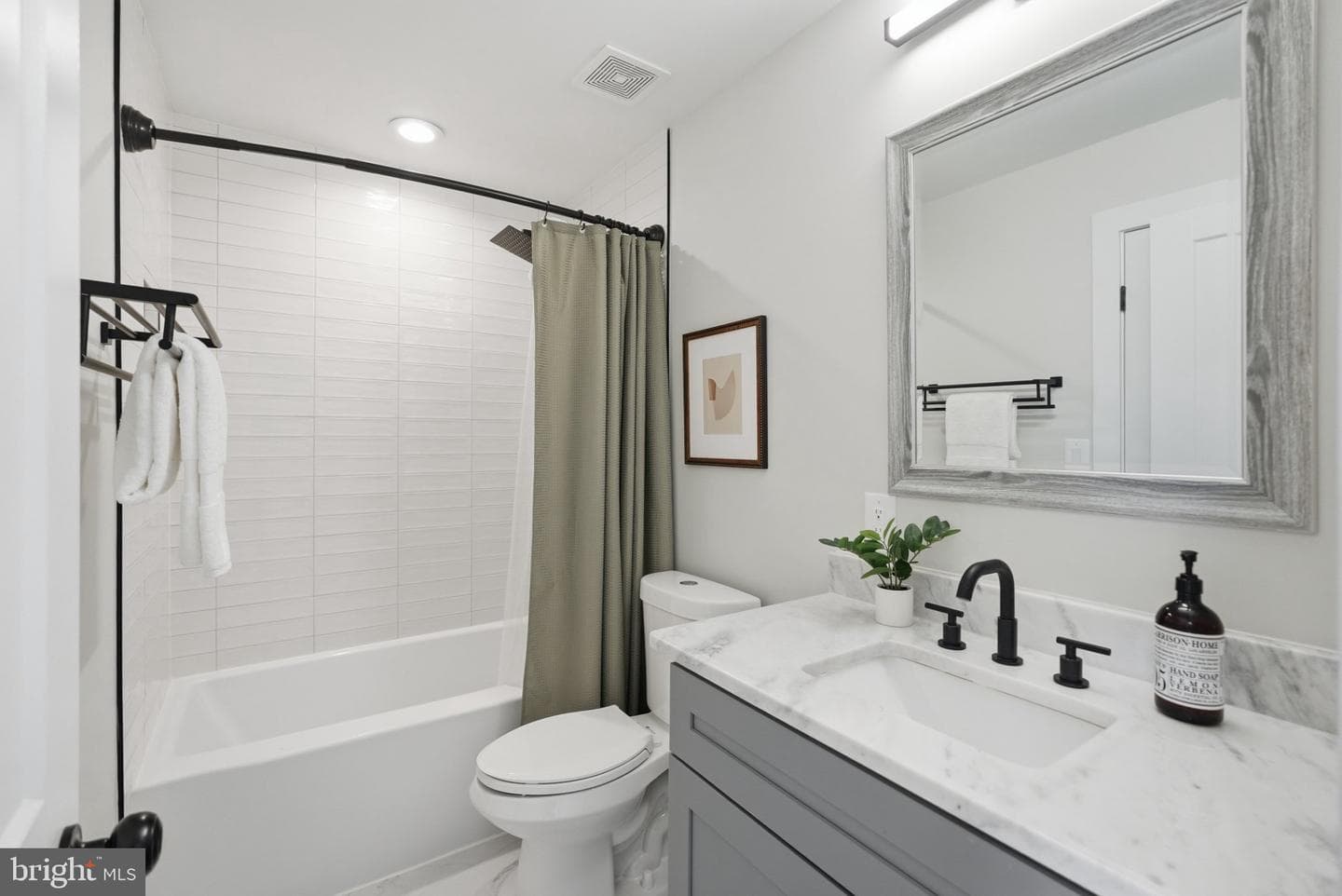 3922 3rd Street NW #2 photo 27