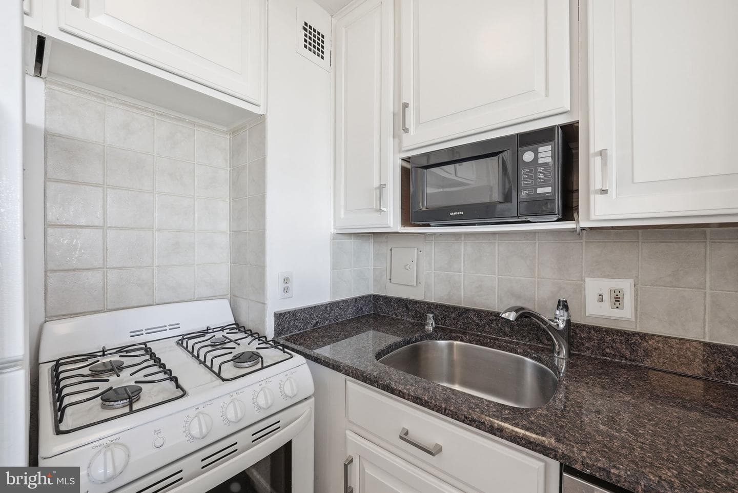 2800 Wisconsin Avenue NW #1001 photo 14