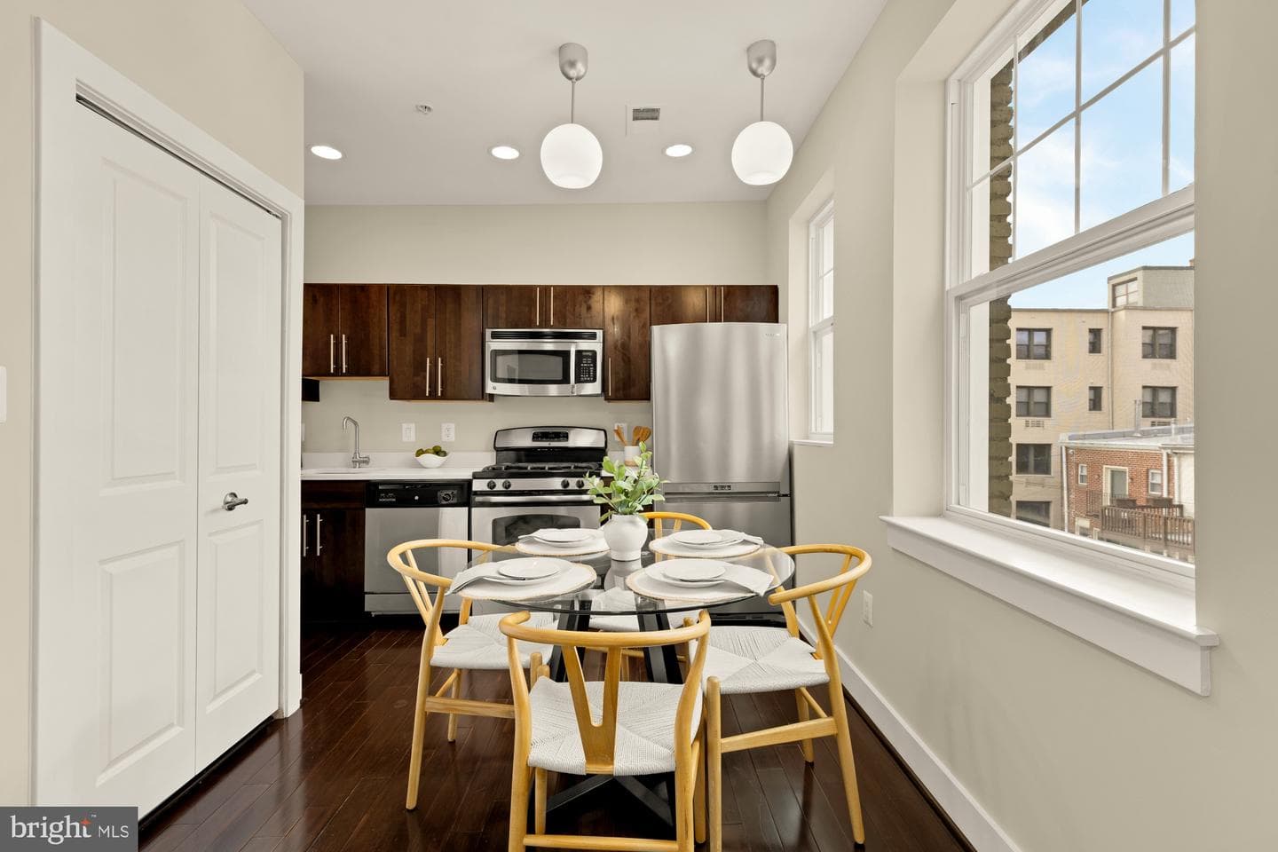 315 G Street NE #303, Washington