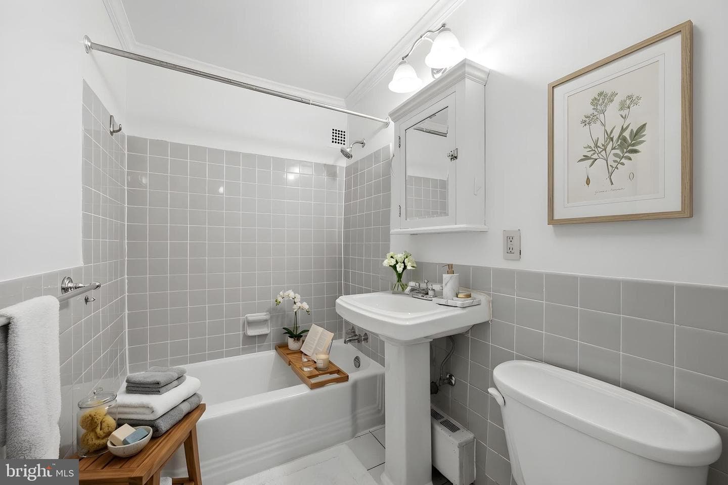4000 Tunlaw Road NW #220 photo 22