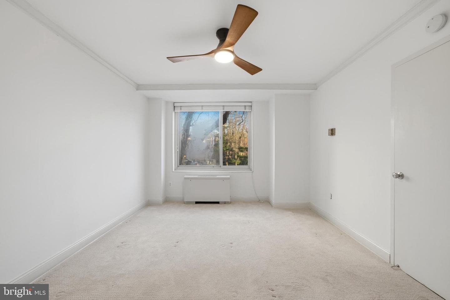 4000 Tunlaw Road NW #220 photo 25