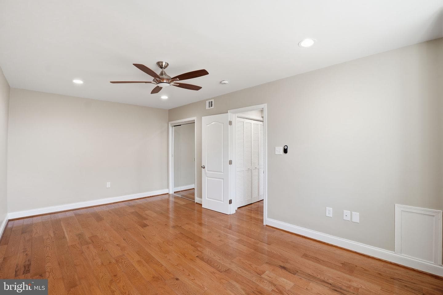 33 Kennedy Street NW #202 photo 10