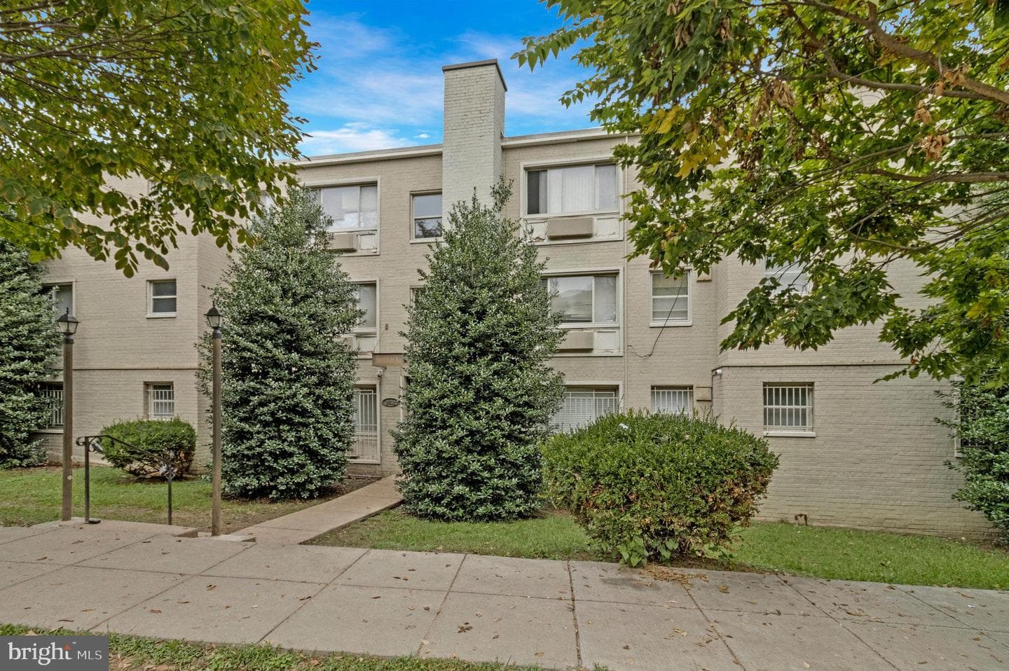 2832 Hartford Street SE #104 photo 9