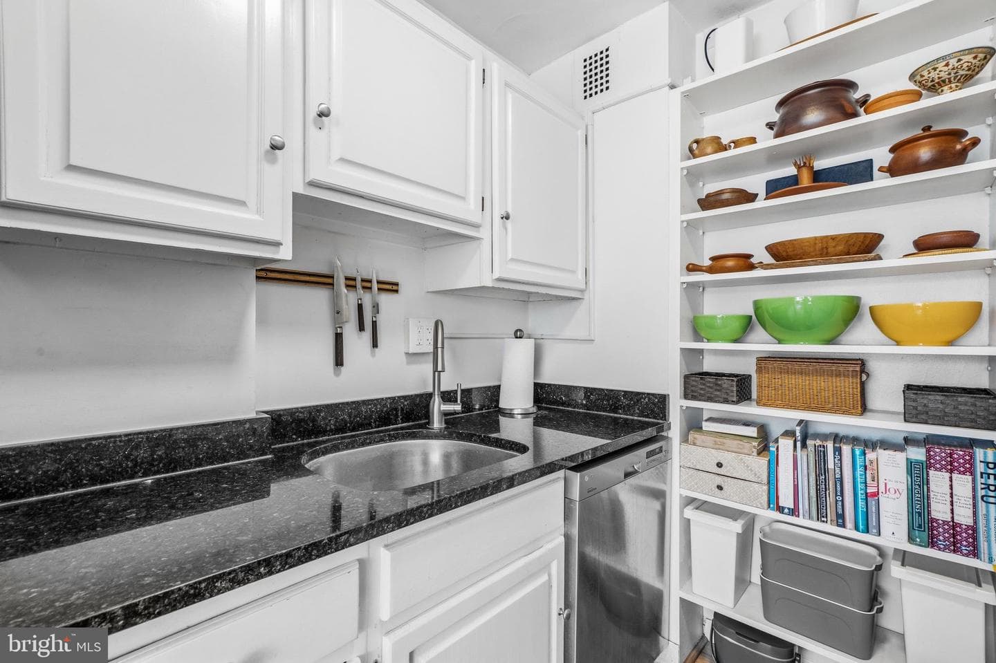 1545 18th Street NW #521 photo 12
