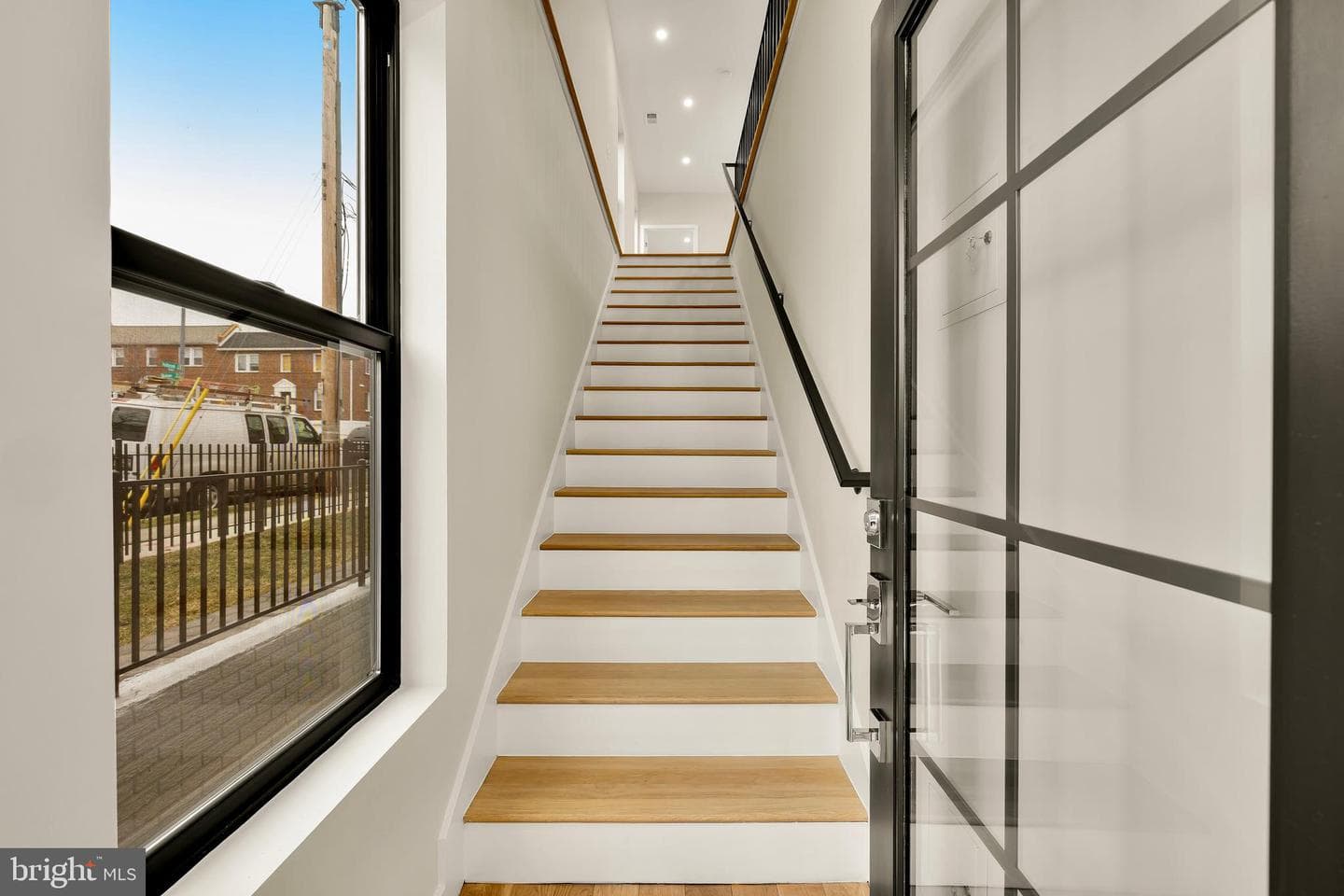 1516 Levis Street NE #2, Washington