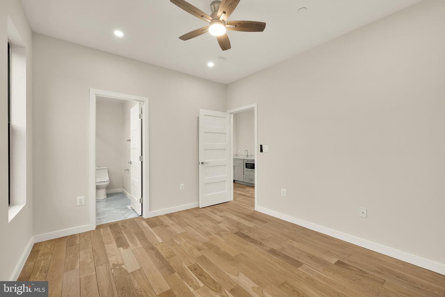 1516 Levis Street NE #2 photo 36