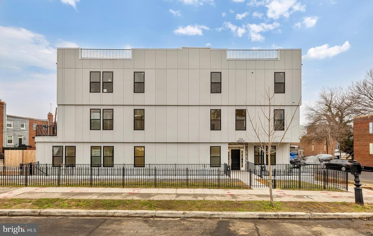 1516 Levis Street NE #2 photo 51