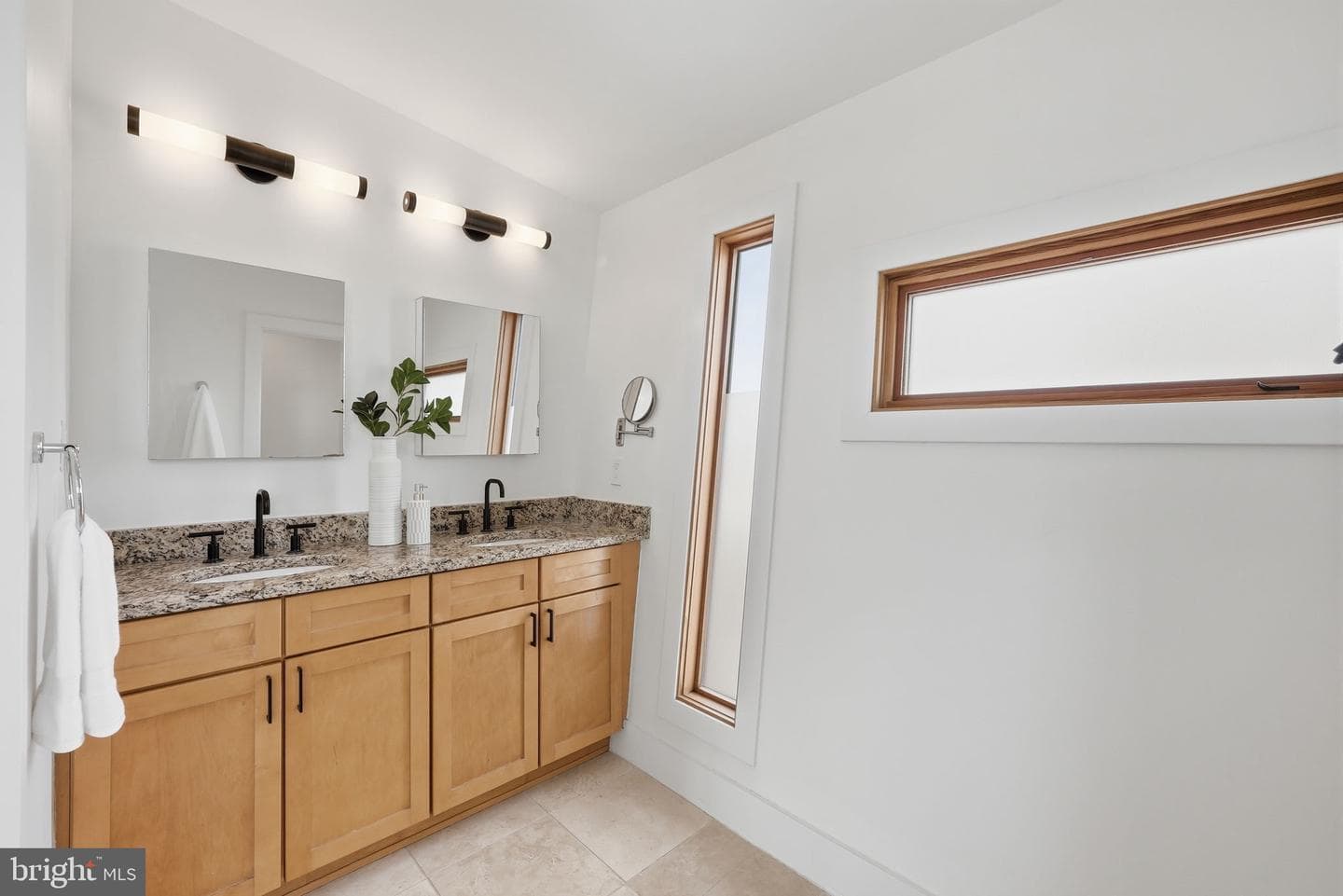 2713 Ontario Road NW #5 photo 26