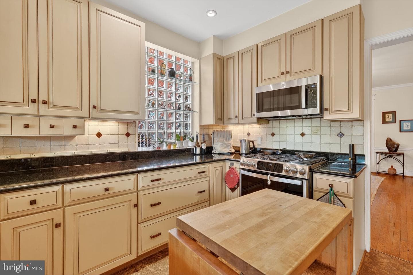 5330 41st Street NW photo 12