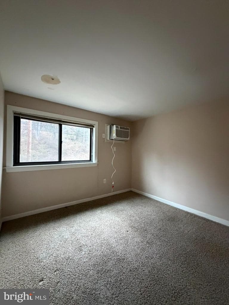 3105 Naylor Road SE #201 photo 8