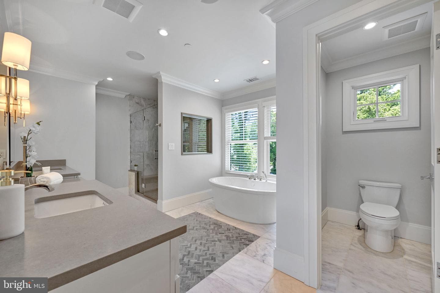 6517 Barnaby Street NW photo 38